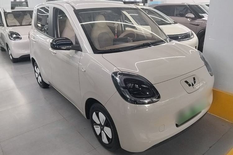 Used Wuling Hongguang MINIEV 2025 Four-Door Version Premium Edition Front Right 45 Deg