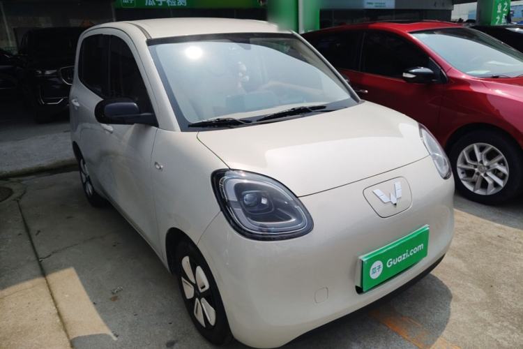 Used Wuling Hongguang MINIEV 2025 Four-Door Version Advanced Edition Front Right 45 Deg