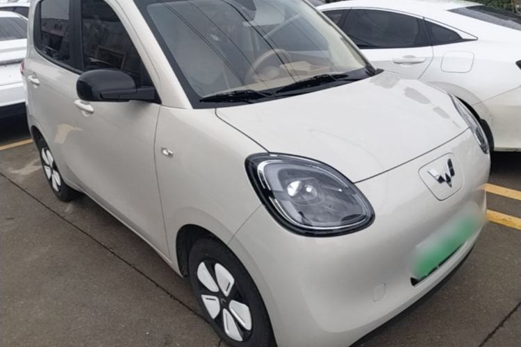 Used Wuling Hongguang MINIEV 2025 Four-Door Version Advanced Edition Front Right 45 Deg