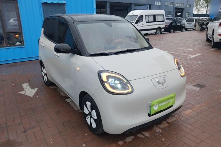 Used Wuling Hongguang MINIEV 2025 Four-Door Version Zhenxiang+ Edition Front Right 45 Deg