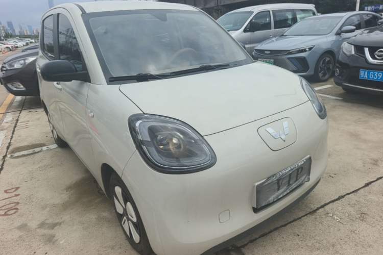 Used Wuling Hongguang MINIEV 2025 Four-Door Version Advanced Edition Front Right 45 Deg