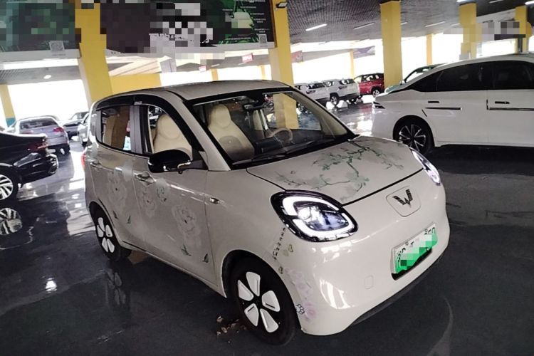 Used Wuling Hongguang MINIEV 2025 Four-Door Version Advanced Edition Front Right 45 Deg