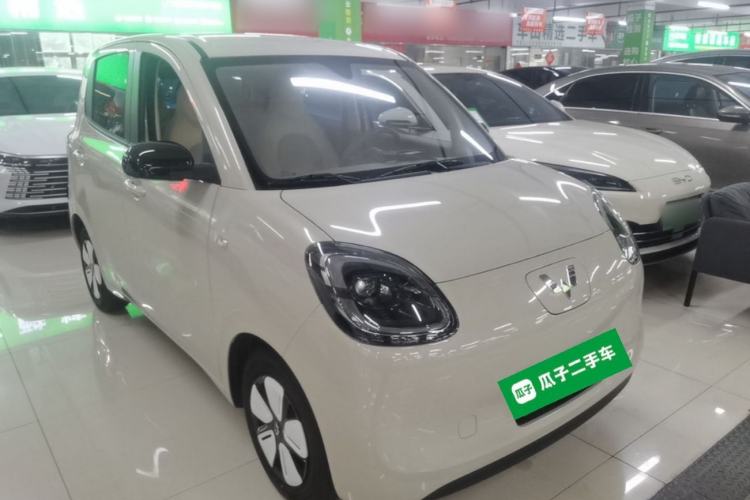 Used Wuling Hongguang MINIEV 2025 Four-Door Version Advanced Edition Front Right 45 Deg