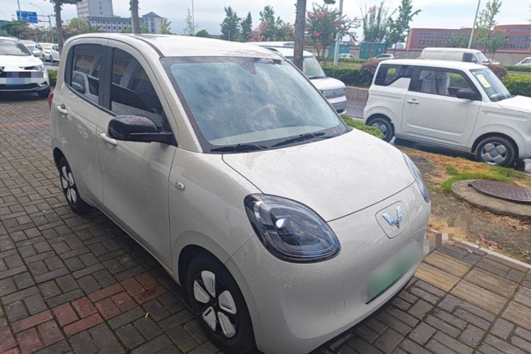 Used Wuling Hongguang MINIEV 2025 Four-Door Version Advanced Edition Front Right 45 Deg
