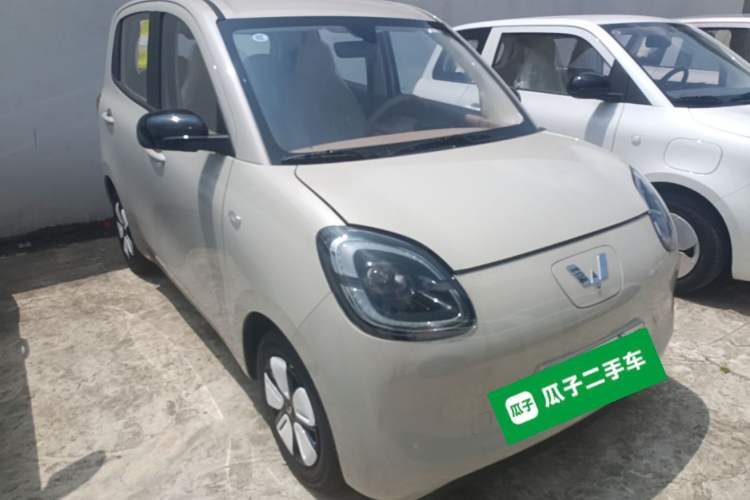 Used Wuling Hongguang MINIEV 2025 Four-Door Version Advanced Edition Front Right 45 Deg