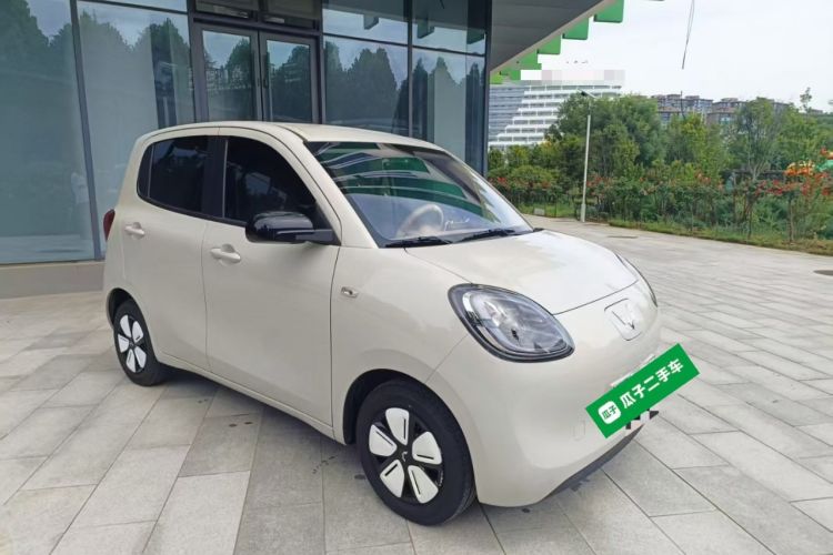 Used Wuling Hongguang MINIEV 2025 Four-Door Version Advanced Edition Front Right 45 Deg