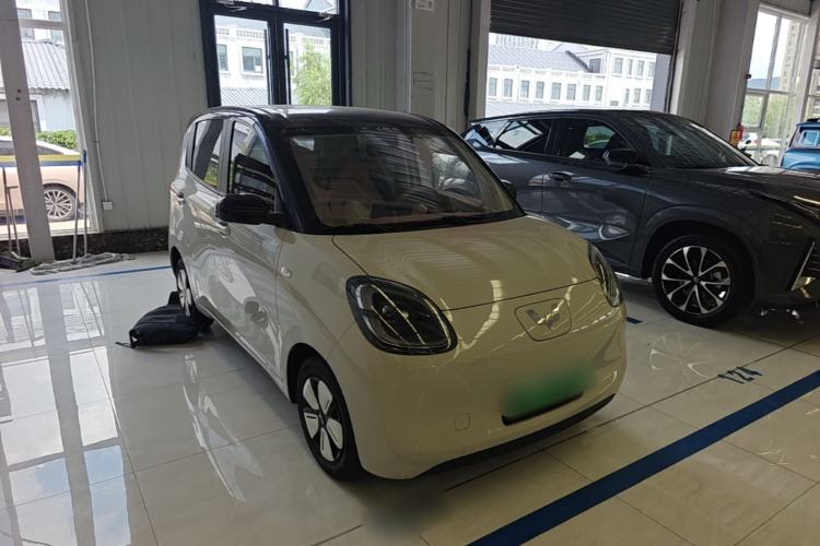 Used Wuling Hongguang MINIEV 2025 Four-Door Version Zhenxiang+ Edition Front Right 45 Deg