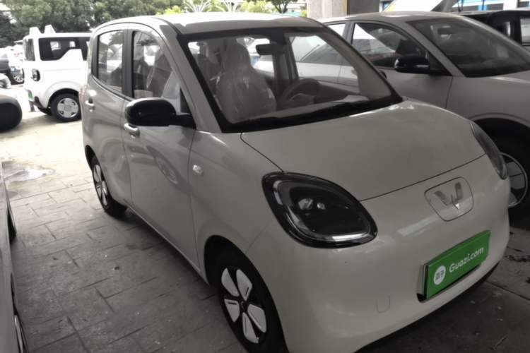Used Wuling Hongguang MINIEV 2025 Four-Door Version Advanced Edition Front Right 45 Deg
