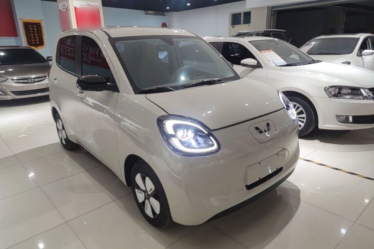 Used Wuling Hongguang MINIEV 2025 Four-Door Version Advanced Edition Front Right 45 Deg