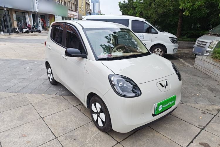 Used Wuling Hongguang MINIEV 2025 Four-Door Version Advanced Edition Front Right 45 Deg