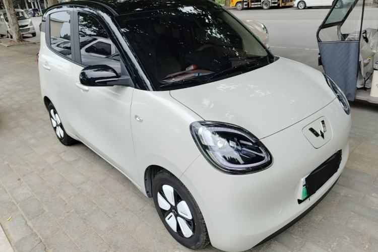Used Wuling Hongguang MINIEV 2025 Four-Door Version Zhenxiang+ Edition Front Right 45 Deg