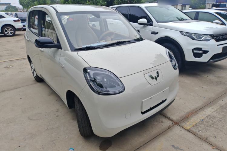 Used Wuling Hongguang MINIEV 2025 Four-Door Version Advanced Edition Front Right 45 Deg