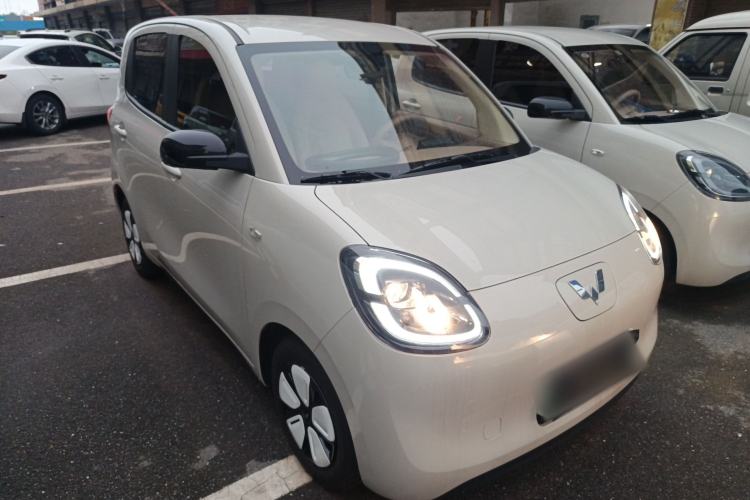 Used Wuling Hongguang MINIEV 2025 Four-Door Version Advanced Edition Front Right 45 Deg