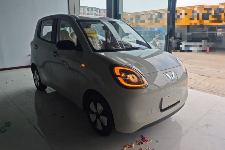 Used Wuling Hongguang MINIEV 2025 Four-Door Version Advanced Edition Front Right 45 Deg