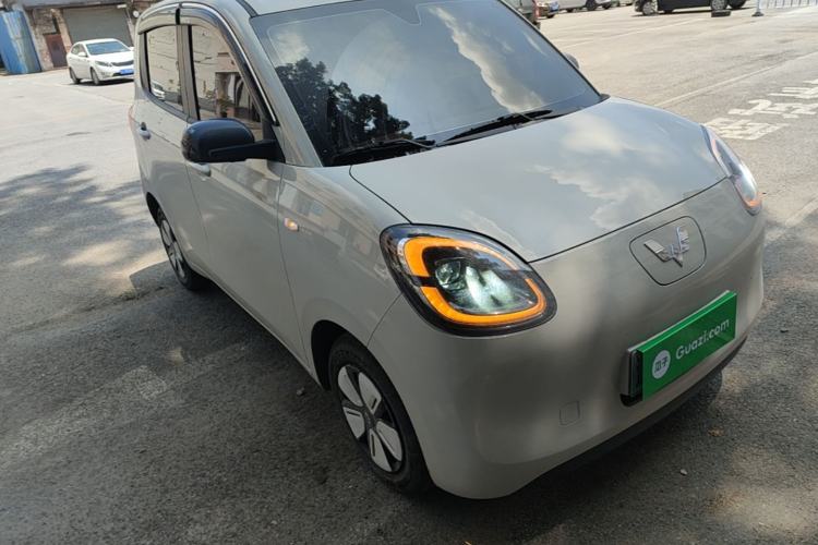 Used Wuling Hongguang MINIEV 2025 Four-Door Version Advanced Edition Front Right 45 Deg