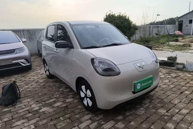 Used Wuling Hongguang MINIEV 2025 Four-Door Version Advanced Edition Front Right 45 Deg