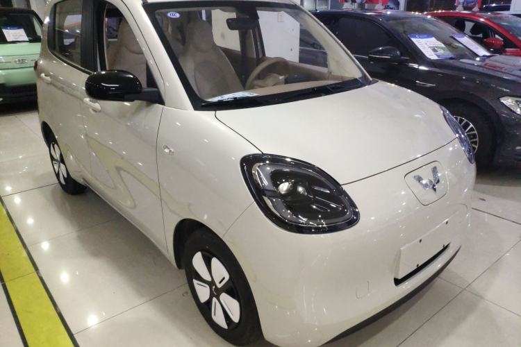 Used Wuling Hongguang MINIEV 2025 Four-Door Version Advanced Edition Front Right 45 Deg