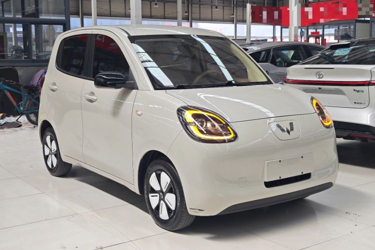 Used Wuling Hongguang MINIEV 2025 Four-Door Version Advanced Edition Front Right 45 Deg