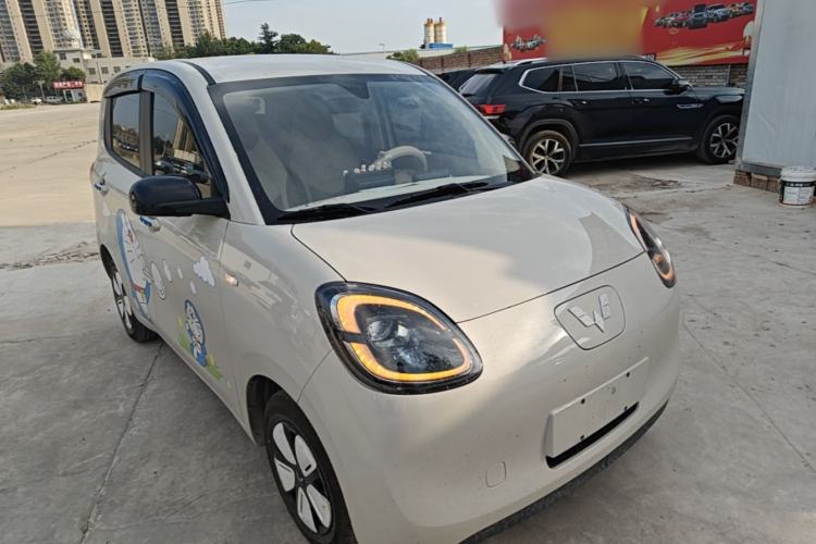 Used Wuling Hongguang MINIEV 2025 Four-Door Version Advanced Edition Front Right 45 Deg