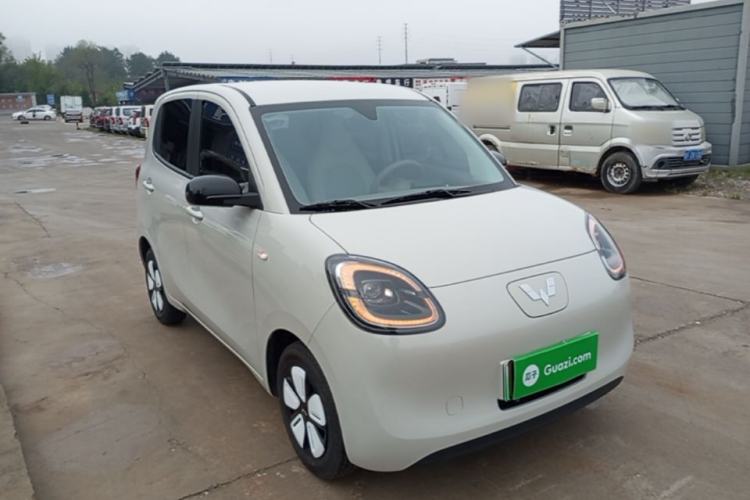 Used Wuling Hongguang MINIEV 2025 Four-Door Version Advanced Edition Front Right 45 Deg