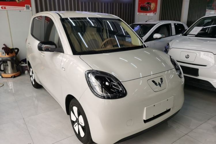Used Wuling Hongguang MINIEV 2025 Four-Door Version Advanced Edition Front Right 45 Deg