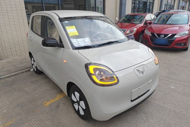 Used Wuling Hongguang MINIEV 2025 Four-Door Version Advanced Edition Front Right 45 Deg