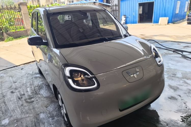 Used Wuling Hongguang MINIEV 2025 Four-Door Version Advanced Edition Front Right 45 Deg