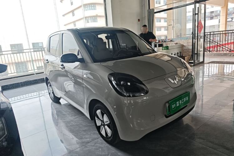 Used Wuling Hongguang MINIEV 2025 Four-Door Version Advanced Edition Front Right 45 Deg