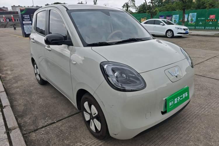 Used Wuling Hongguang MINIEV 2025 Four-Door Version Advanced Edition Front Right 45 Deg