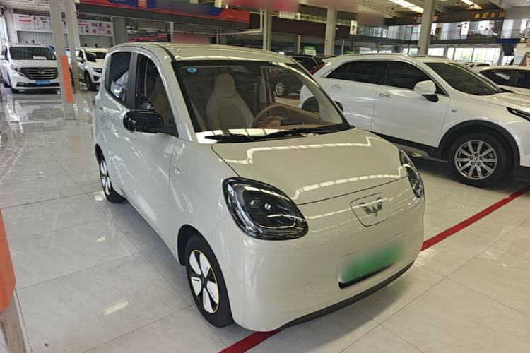 Used Wuling Hongguang MINIEV 2025 Four-Door Version Advanced Edition Front Right 45 Deg