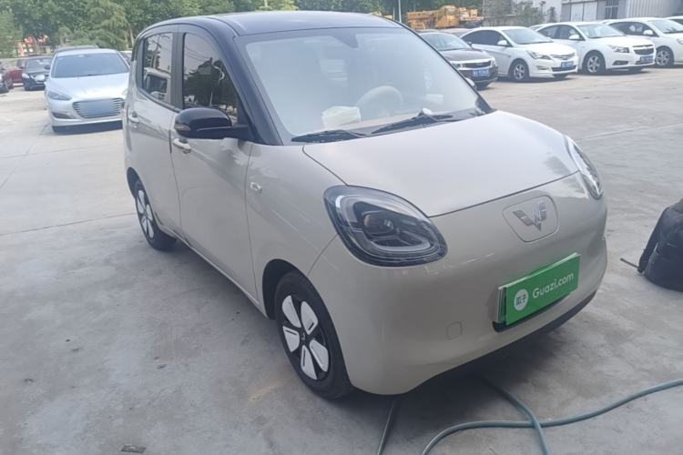 Used Wuling Hongguang MINIEV 2025 Four-Door Version Premium Edition Front Right 45 Deg