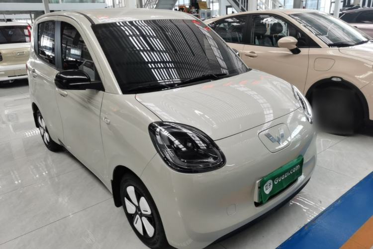 Used Wuling Hongguang MINIEV 2025 Four-Door Version Advanced Edition Front Right 45 Deg