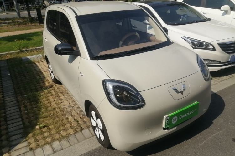 Used Wuling Hongguang MINIEV 2025 Four-Door Version Advanced Edition Front Right 45 Deg