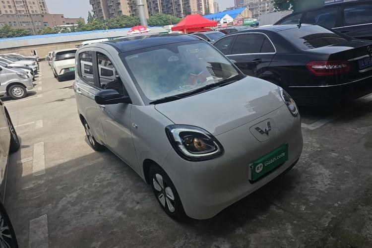 Used Wuling Hongguang MINIEV 2025 Four-Door Version Advanced Edition Front Right 45 Deg