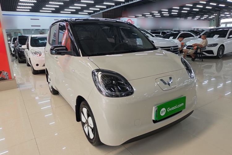Used Wuling Hongguang MINIEV 2025 Four-Door Version Advanced Edition Front Right 45 Deg