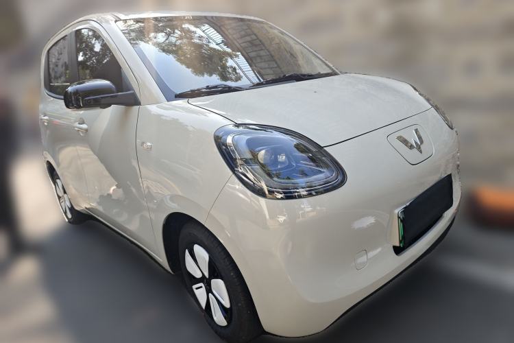 Used Wuling Hongguang MINIEV 2025 Four-Door Version Advanced Edition Front Right 45 Deg