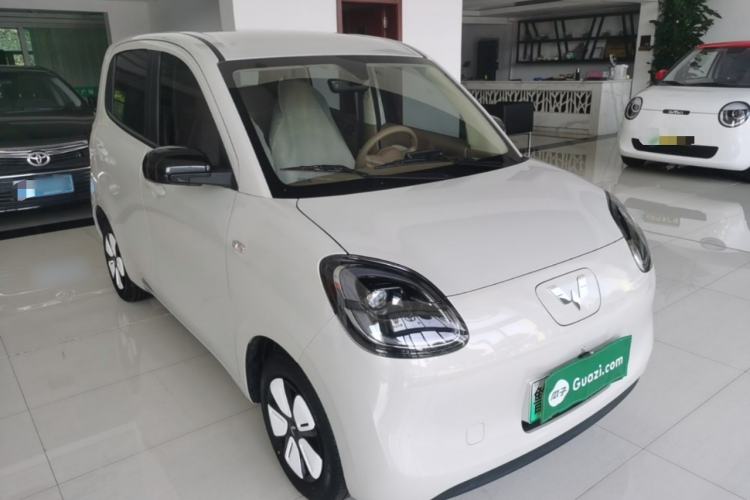 Used Wuling Hongguang MINIEV 2025 Four-Door Version Advanced Edition Front Right 45 Deg