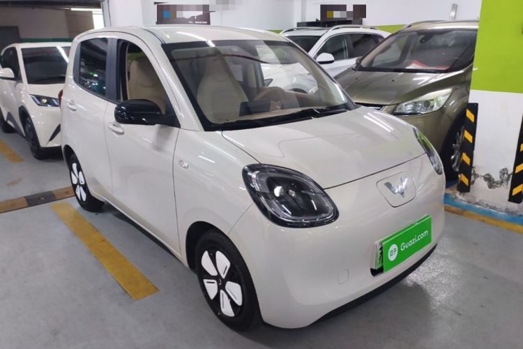 Used Wuling Hongguang MINIEV 2025 Four-Door Version Premium Edition Front Right 45 Deg