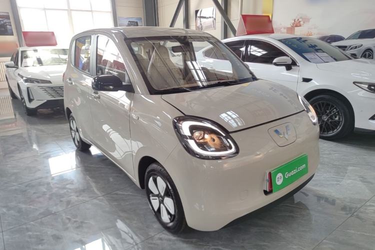Used Wuling Hongguang MINIEV 2025 Four-Door Version Advanced Edition Front Right 45 Deg