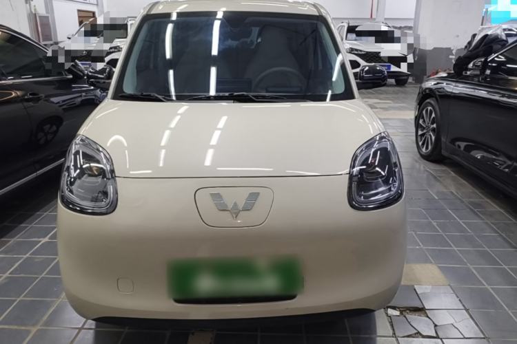 Used Wuling Hongguang MINIEV 2025 Four-Door Version Advanced Edition Front