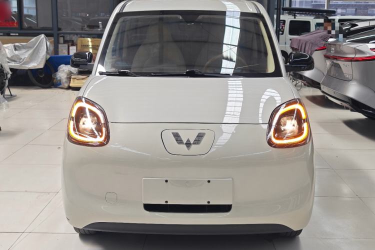 Used Wuling Hongguang MINIEV 2025 Four-Door Version Advanced Edition Front