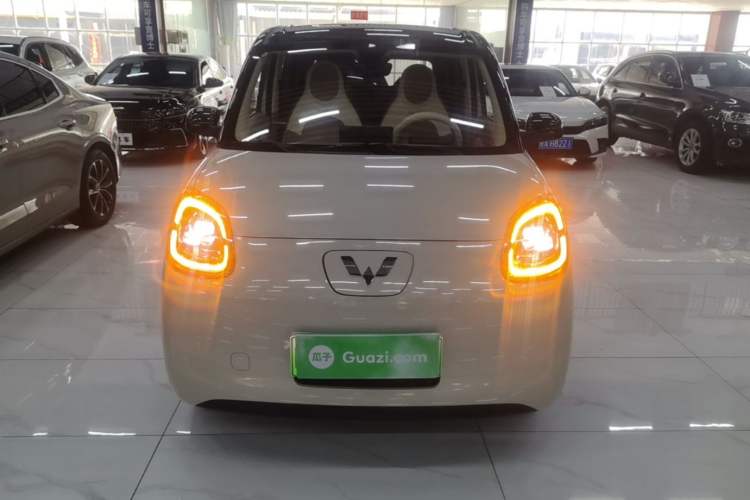 Used Wuling Hongguang MINIEV 2025 Four-Door Version Zhenxiang+ Edition Front