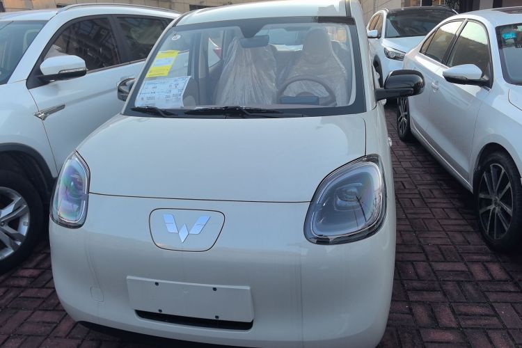 Used Wuling Hongguang MINIEV 2025 Four-Door Version Advanced Edition Front