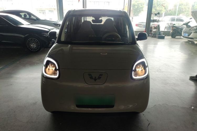 Used Wuling Hongguang MINIEV 2025 Four-Door Version Advanced Edition Front