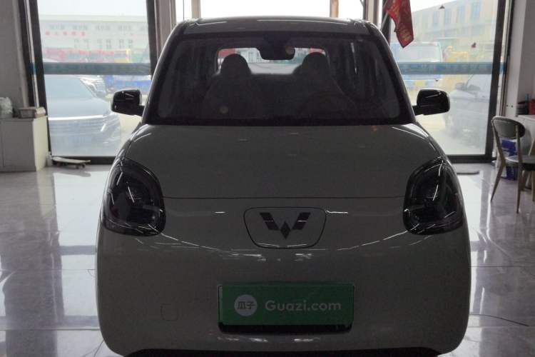 Used Wuling Hongguang MINIEV 2025 Four-Door Version Advanced Edition Front
