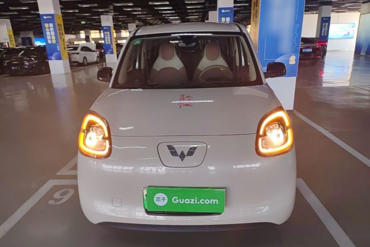 Used Wuling Hongguang MINIEV 2025 Four-Door Version Premium Edition Front