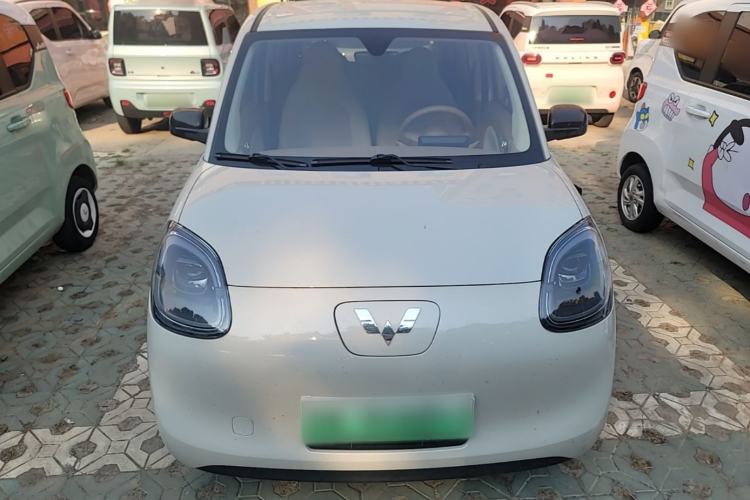 Used Wuling Hongguang MINIEV 2025 Four-Door Version Advanced Edition Front
