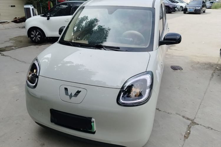 Used Wuling Hongguang MINIEV 2025 Four-Door Version Advanced Edition Front