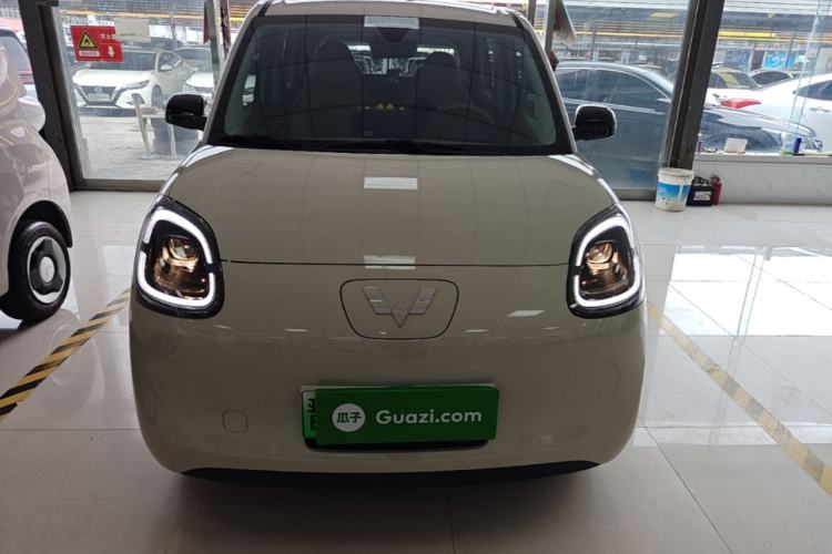 Used Wuling Hongguang MINIEV 2025 Four-Door Version Advanced Edition Front