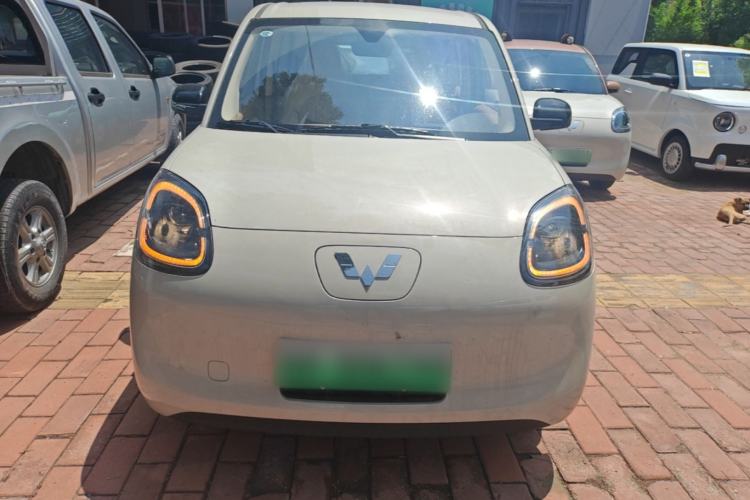 Used Wuling Hongguang MINIEV 2025 Four-Door Version Advanced Edition Front